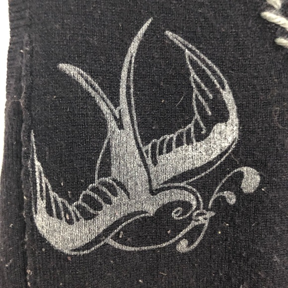 Nick & Mo Medium Black Sweater vest with white graphics and patches - Picture 3 of 13